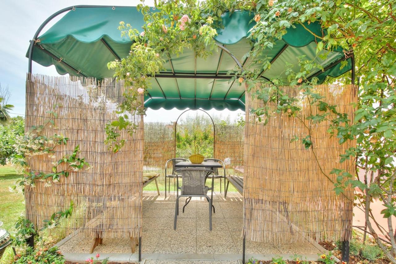 זמברטיה Nadia House With Apartments מראה חיצוני תמונה