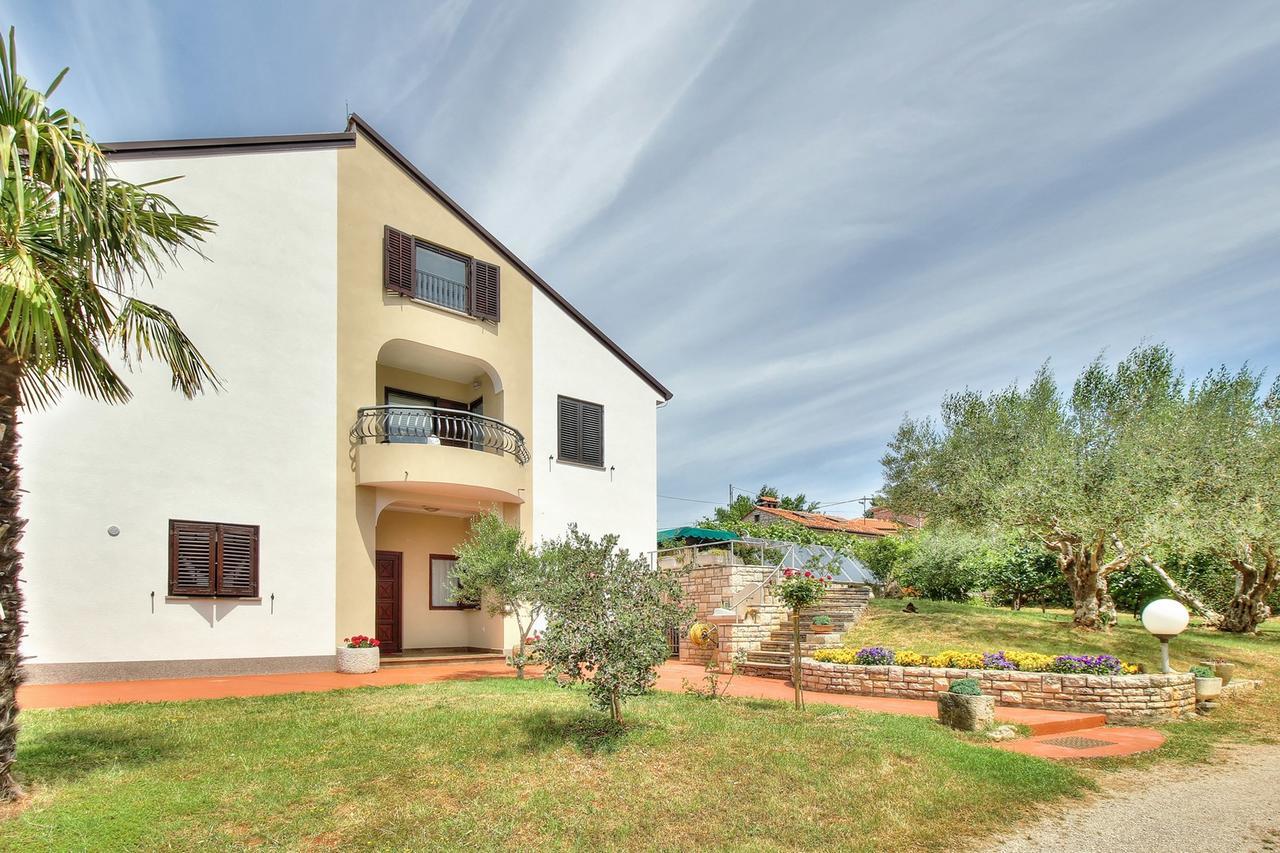 זמברטיה Nadia House With Apartments מראה חיצוני תמונה